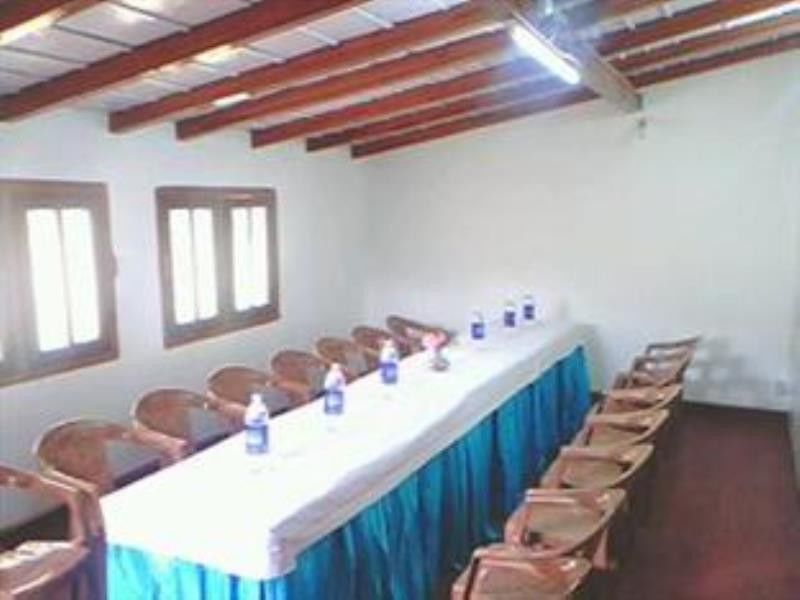 Hotel New Bharat Bhīm Tāl Exteriör bild