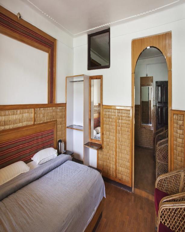 Hotel New Bharat Bhīm Tāl Exteriör bild