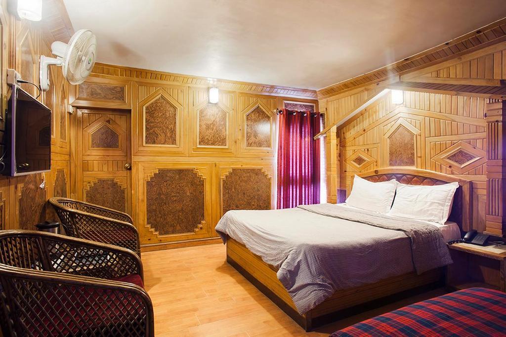 Hotel New Bharat Bhīm Tāl Exteriör bild